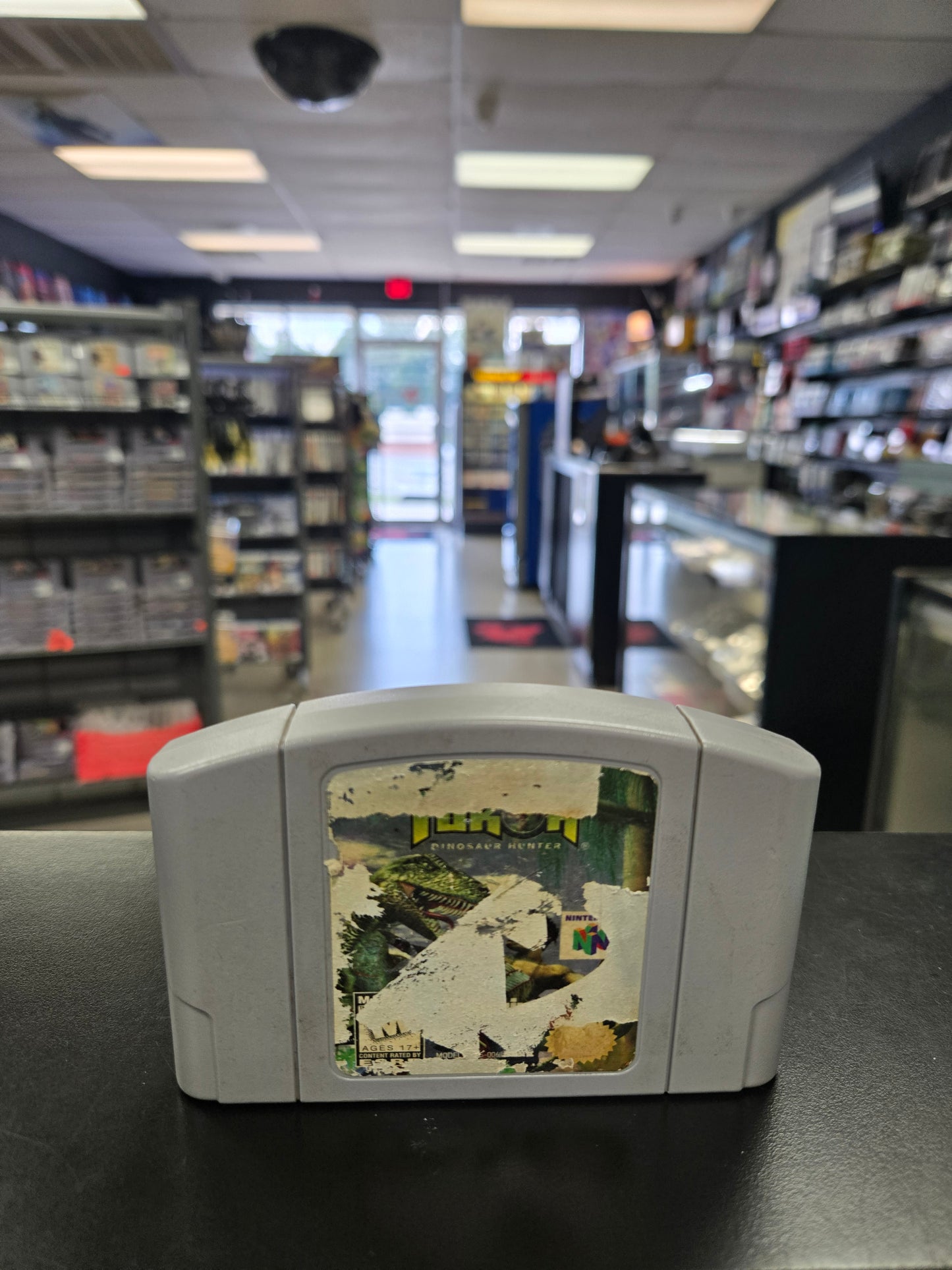 Turok Dinosaur Hunter - N64