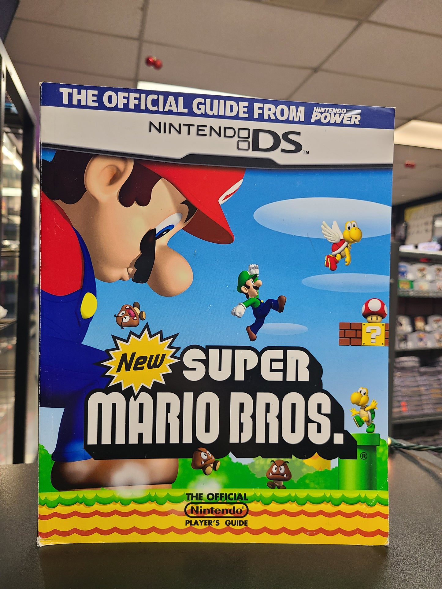 New Super Mario Bros. DS Guidebook - Nintendo Accessories