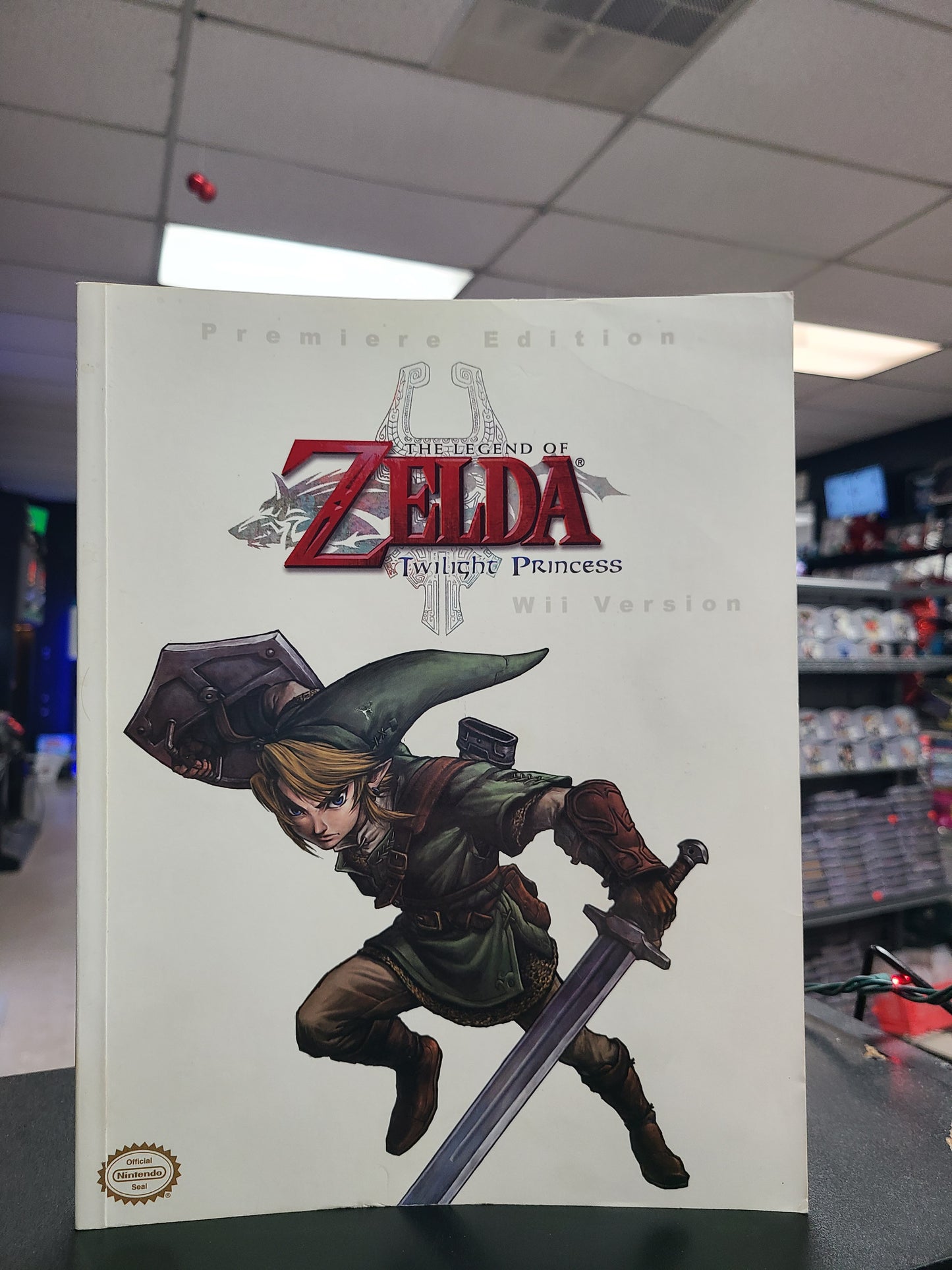 The Legend of Zelda Twilight Princess Wii Guidebook - Nintendo Accessories