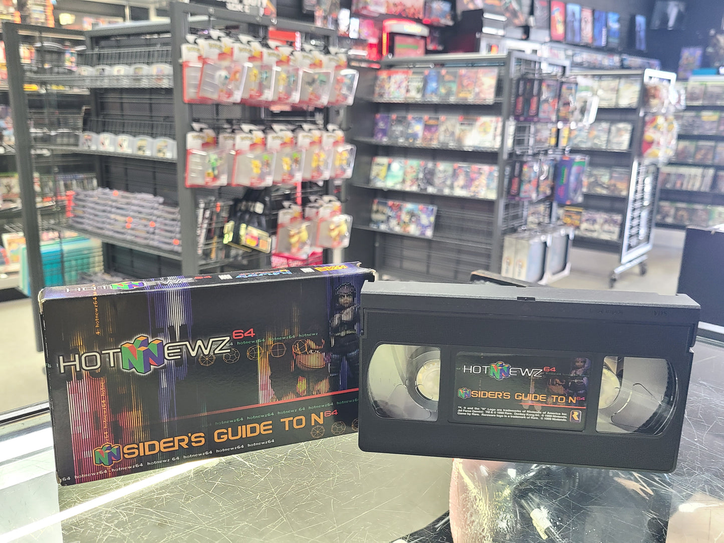 Nintendo Hot Newz 64 N64 Promo Donkey Kong 64 Toys R Us 1999 VHS - Collectibles