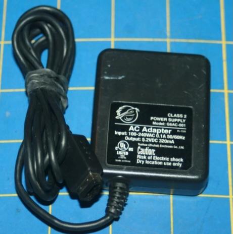 Pelican AC Adapter - Nintendo DS