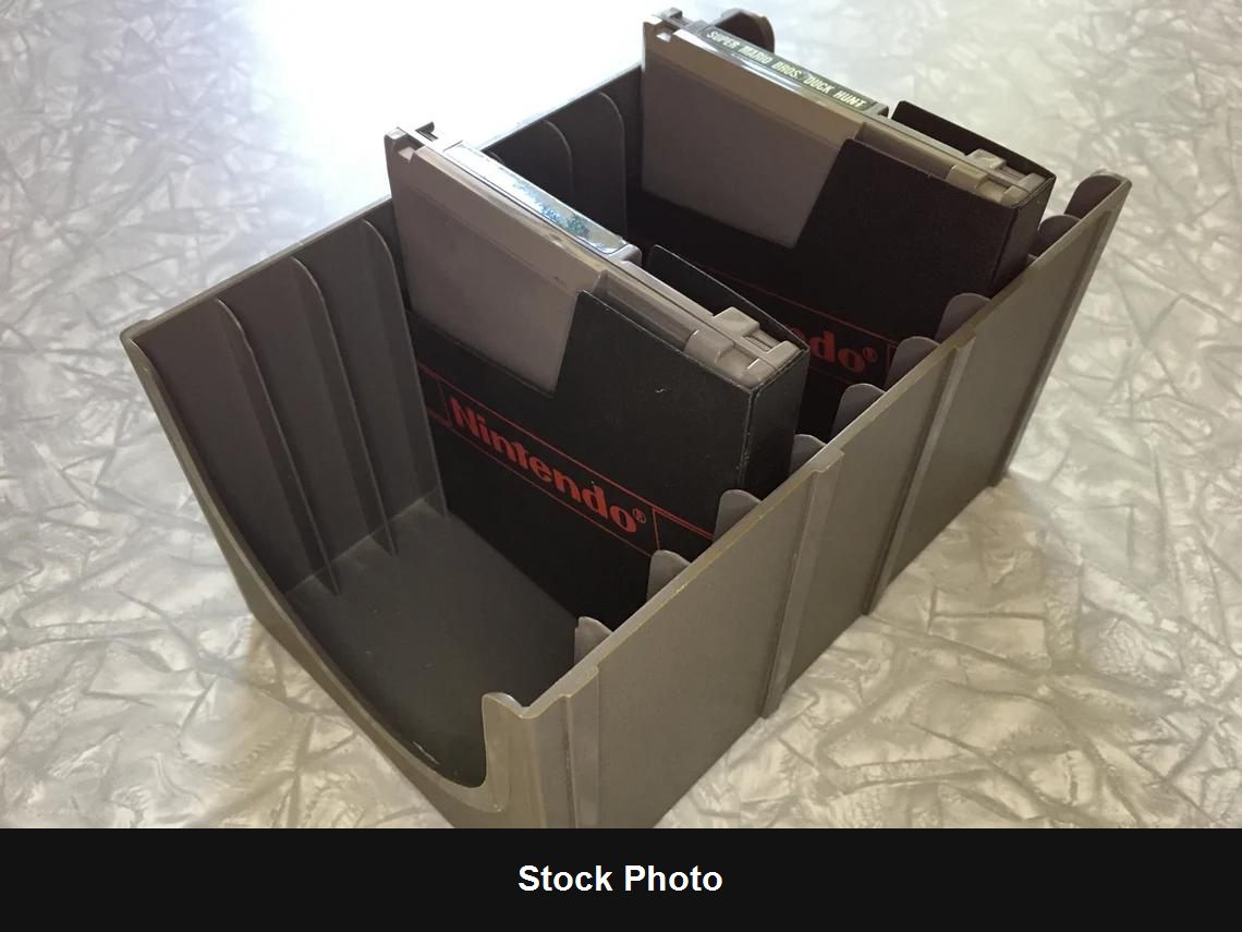 Alpha Video Game Organizer (NES) - Nintendo Accessories