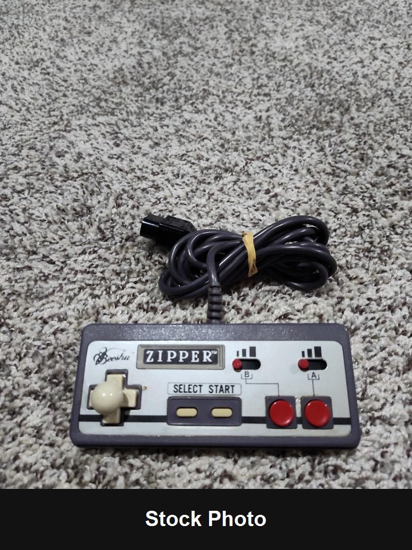 Beeshu Zipper Controller (NES) - Nintendo Accessories