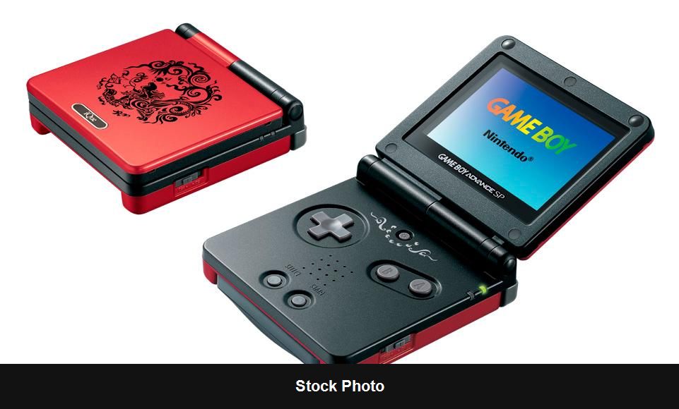 IQue Game Boy Advance SP Dragon - Console