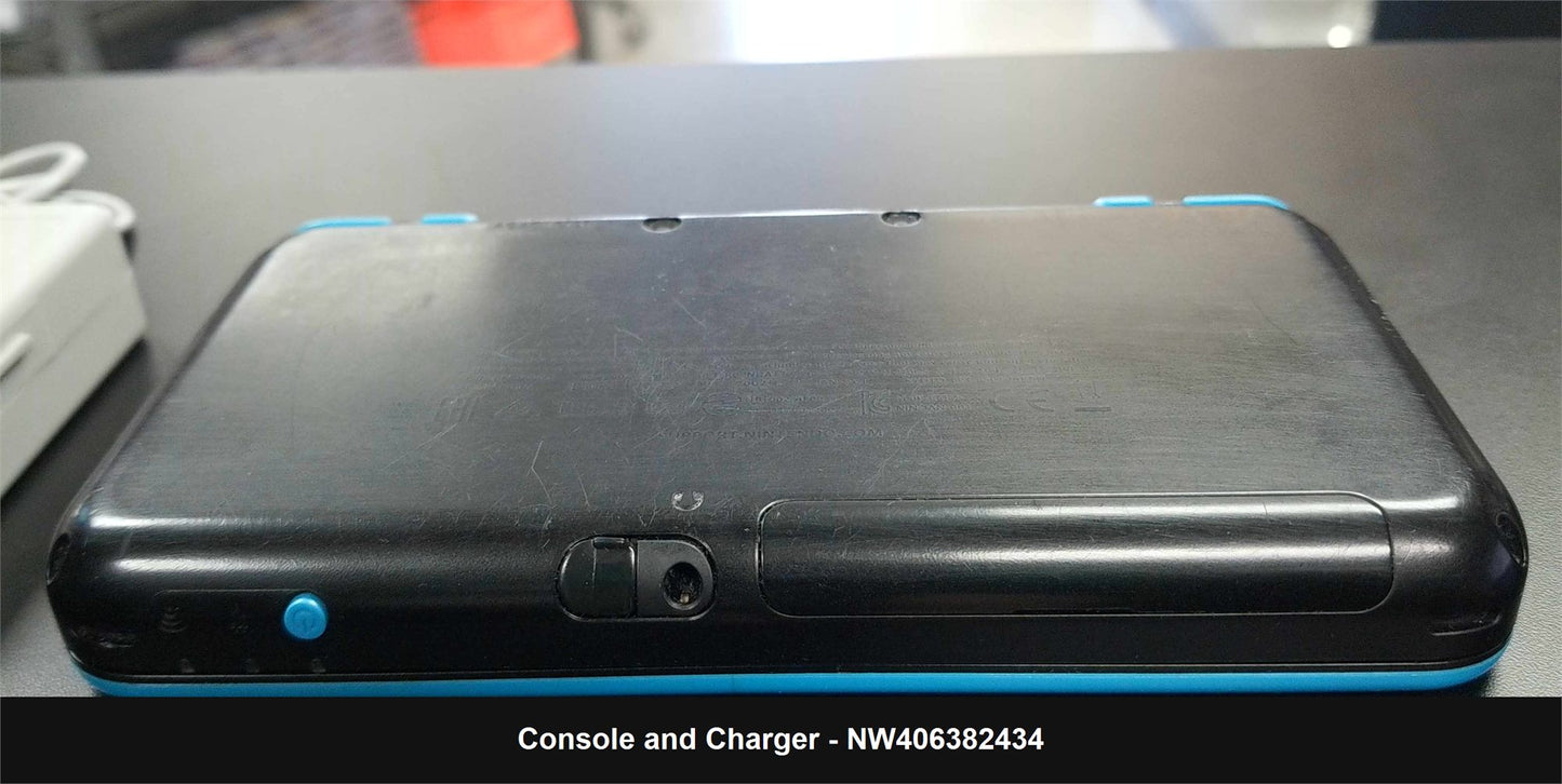 New Nintendo 2DS XL Black + Turquoise - Console