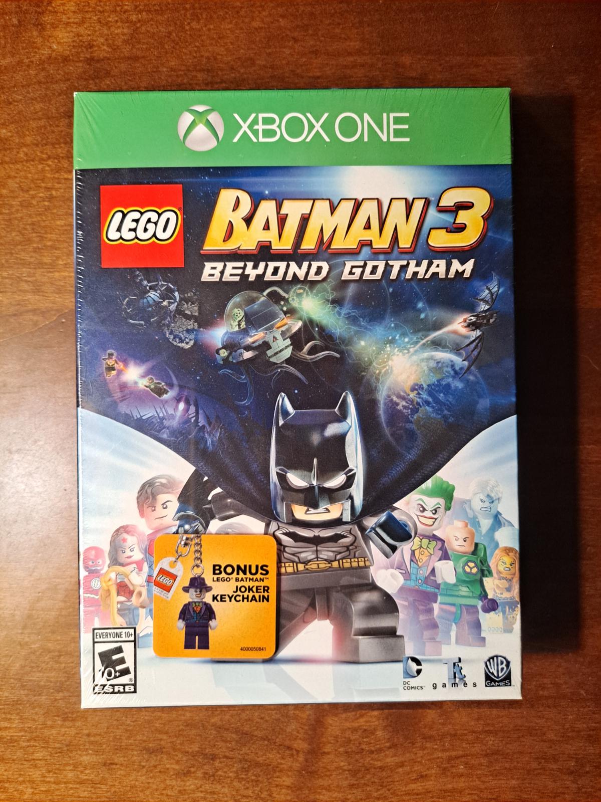 LEGO Batman 3: Beyond Gotham [Toys R Us Exclusive] - Xbox One