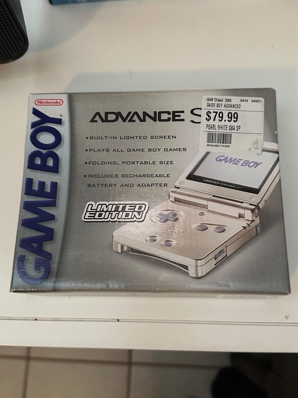 Pearl White Gameboy Advance SP - Game Boy Advance