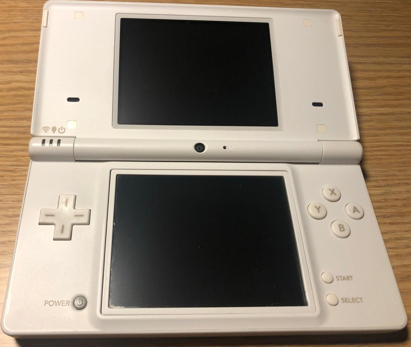 Nintendo DSi [White] - Nintendo DS