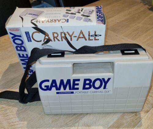 Asciiware Portable Carry-All DLX - Game Boy