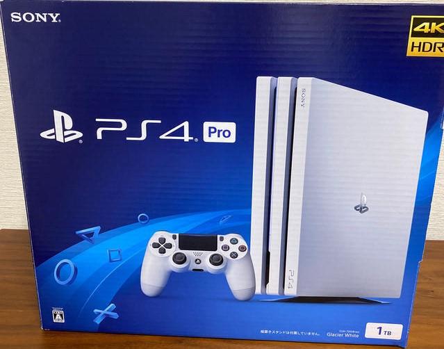 PlayStation 4 Pro Glacier White 1TB - JP Console [Import]
