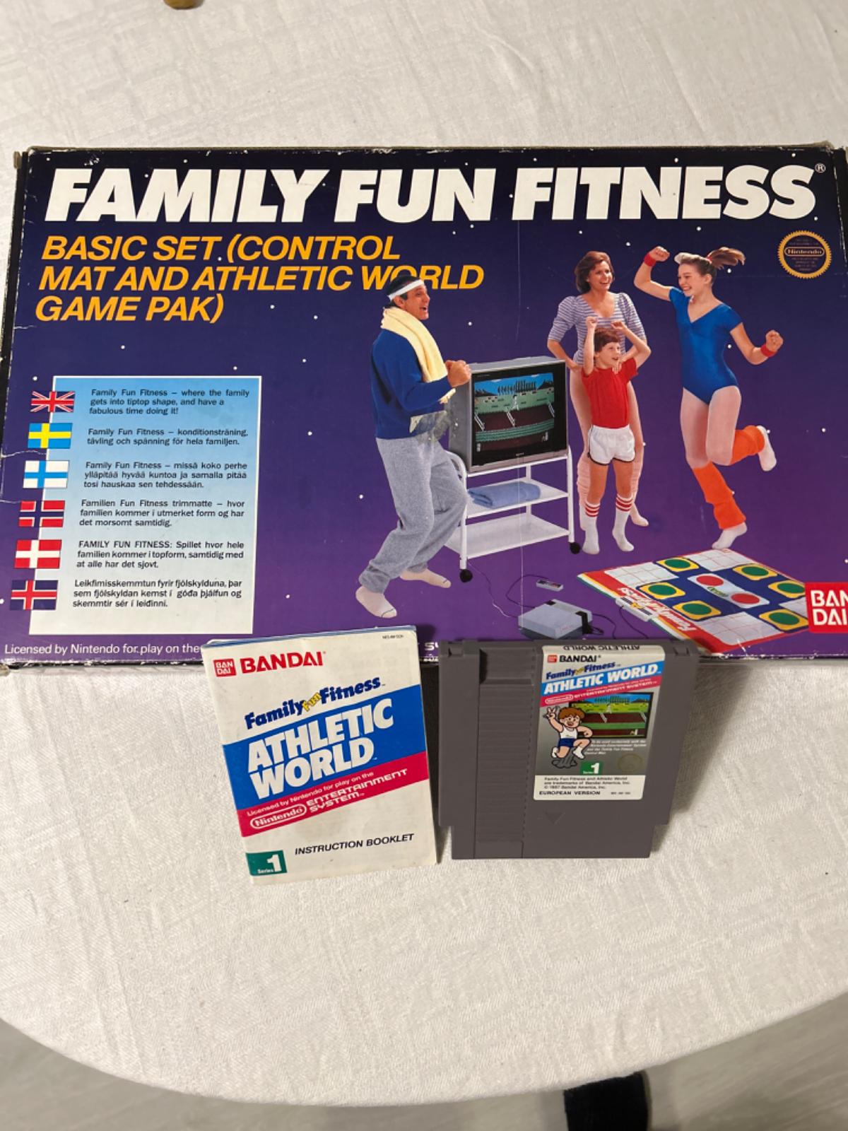 Family Fun Fitness Basic Set - PAL NES [Import]