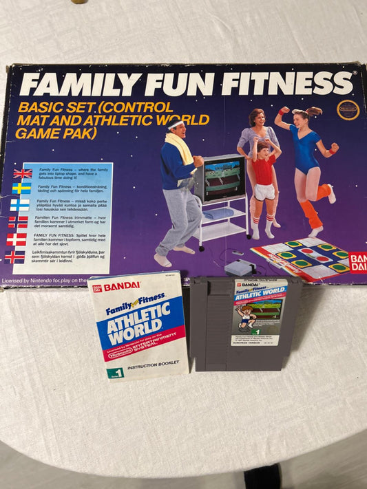 Family Fun Fitness Basic Set - PAL NES [Import]