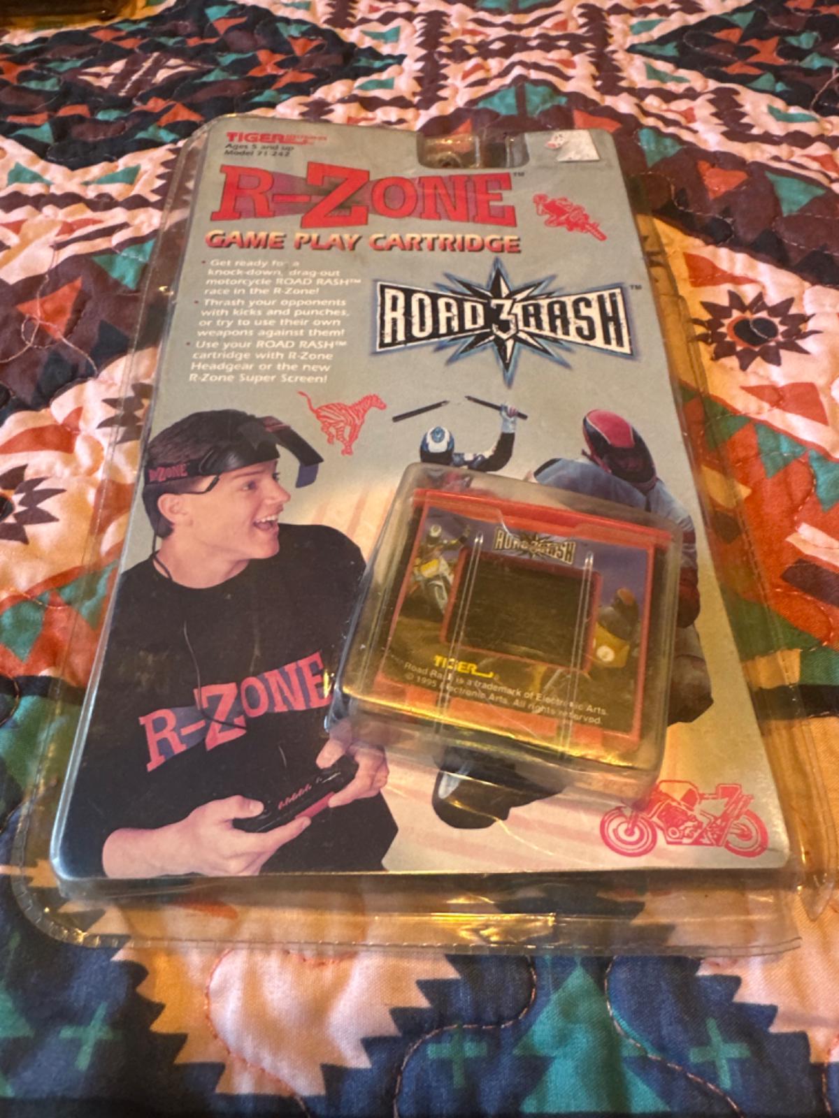 Road Rash 3 - Tiger R-Zone