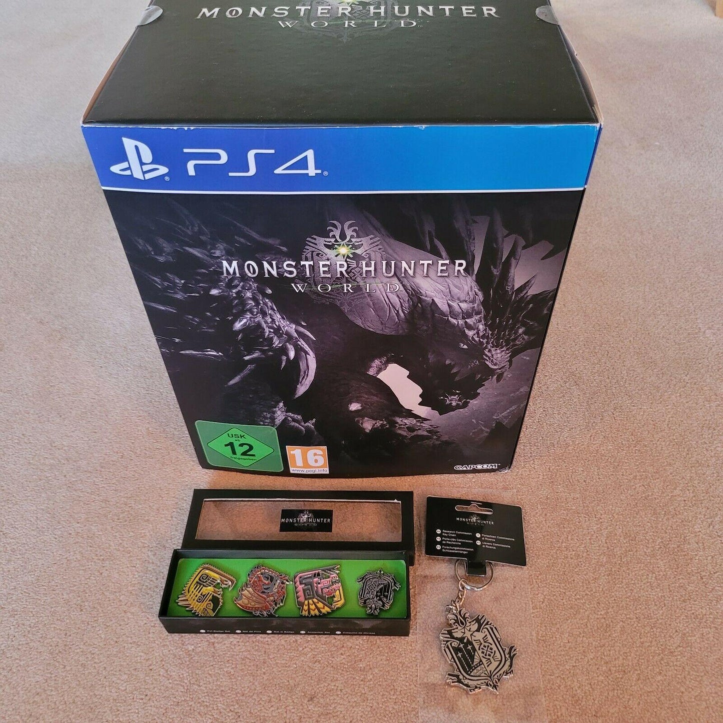 Monster Hunter: World [Collector's Edition] - PAL Playstation 4 [Import]