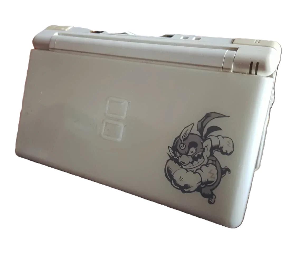 Nintendo DS Lite [Wario: Master Of Disguise Edition] - PAL Console [Import]