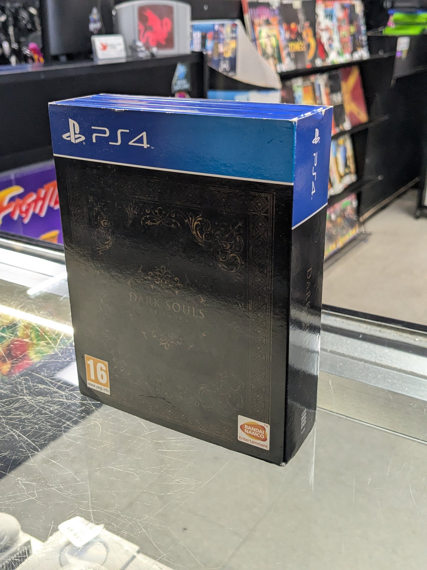 Dark Souls Trilogy - PAL Playstation 4 [Import]