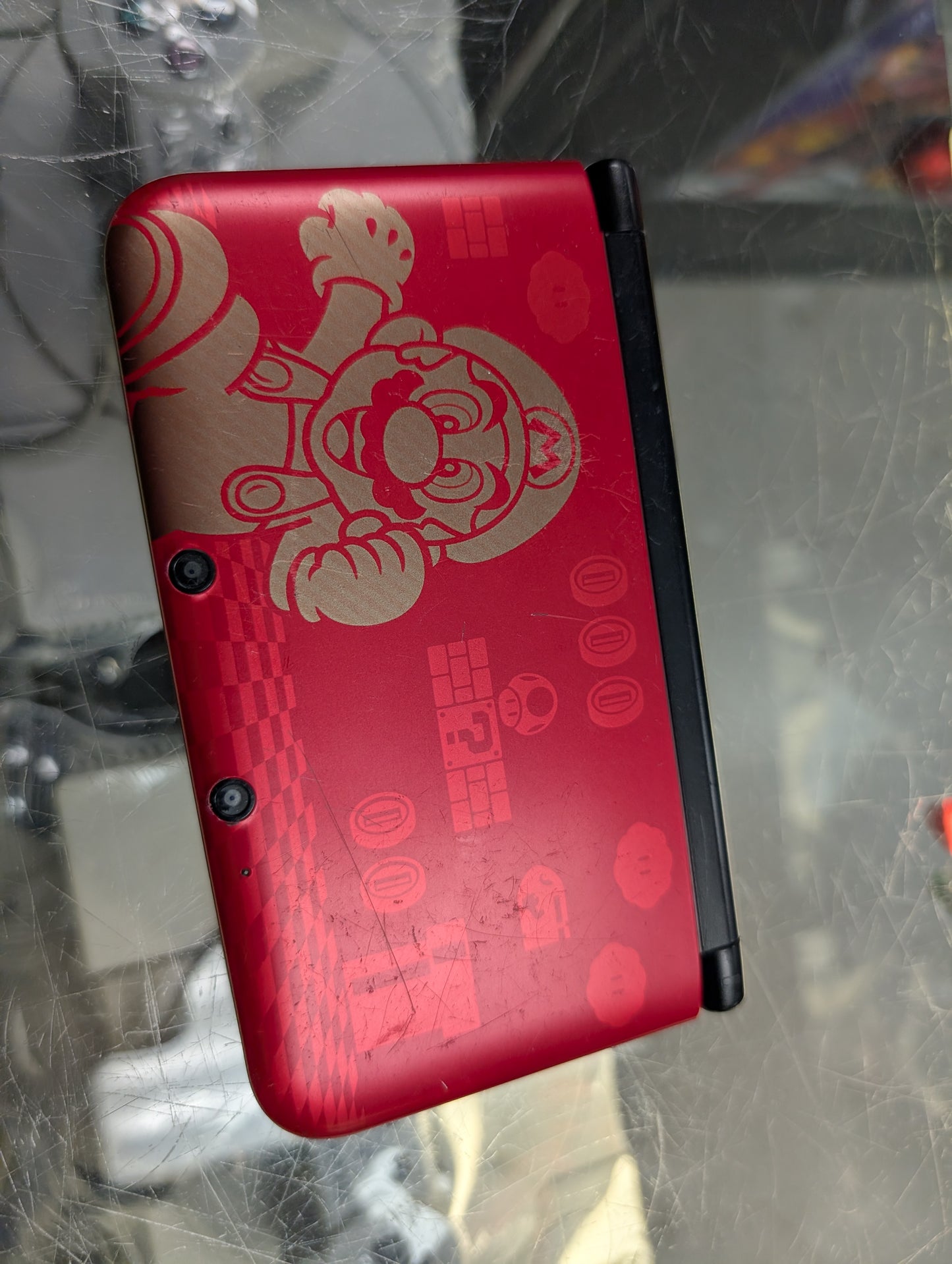 Nintendo 3DSXL New Super Mario Bros 2 Edition - Cosmetic Wear - Nintendo 3DS