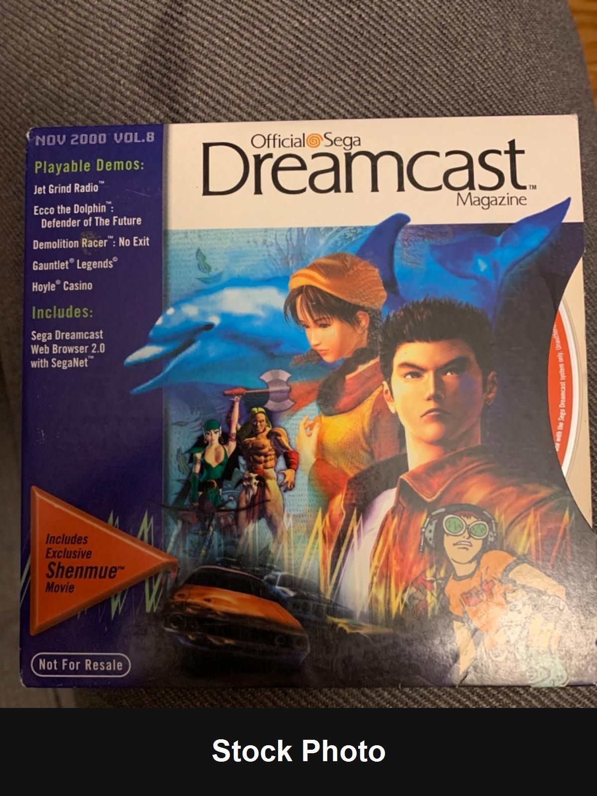 Official Sega Dreamcast Magazine Vol. 8 - Sega Dreamcast