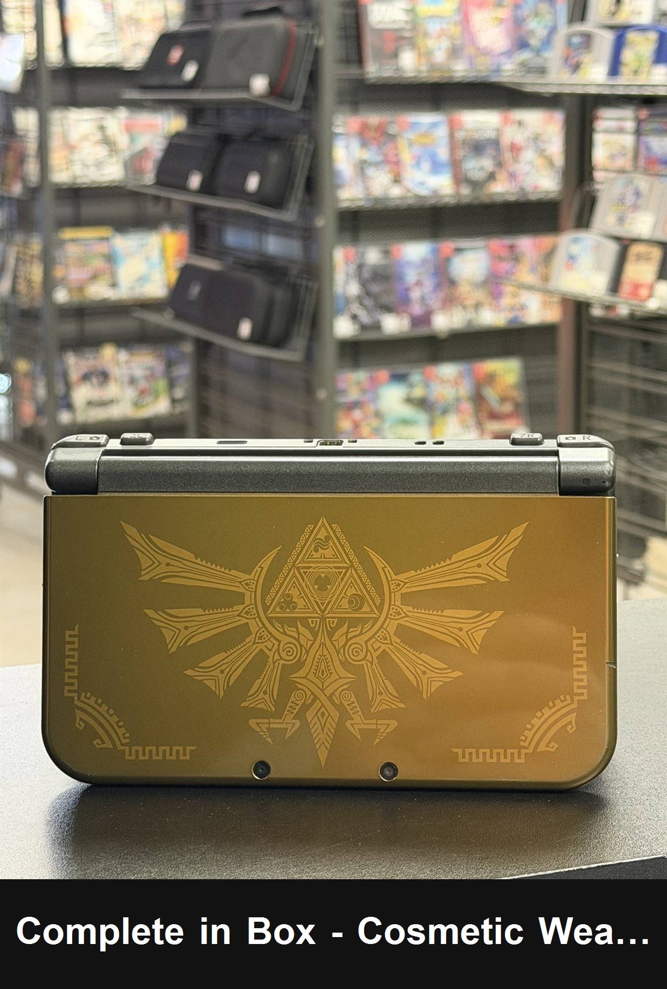 New Nintendo 3DS XL Hyrule Edition - Console