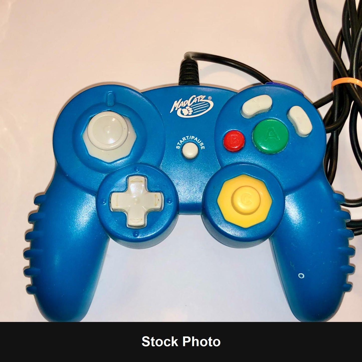 Mad Catz Wired Controller (Gamecube) - Nintendo Accessories