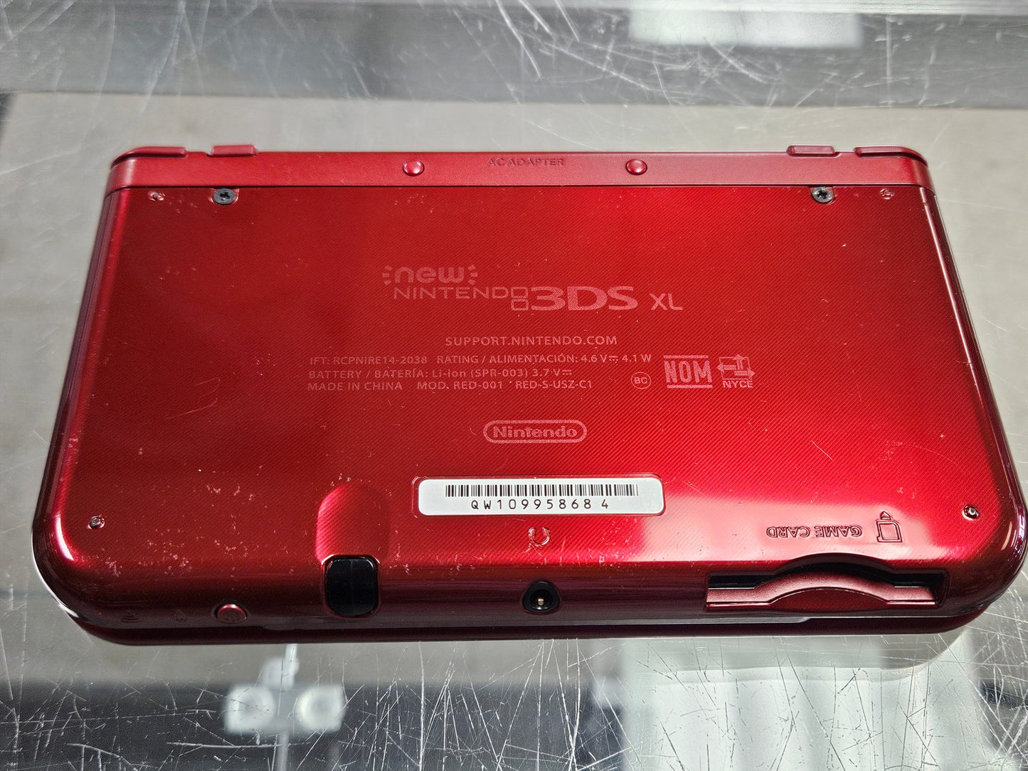 New Nintendo 3DS XL Red - Console