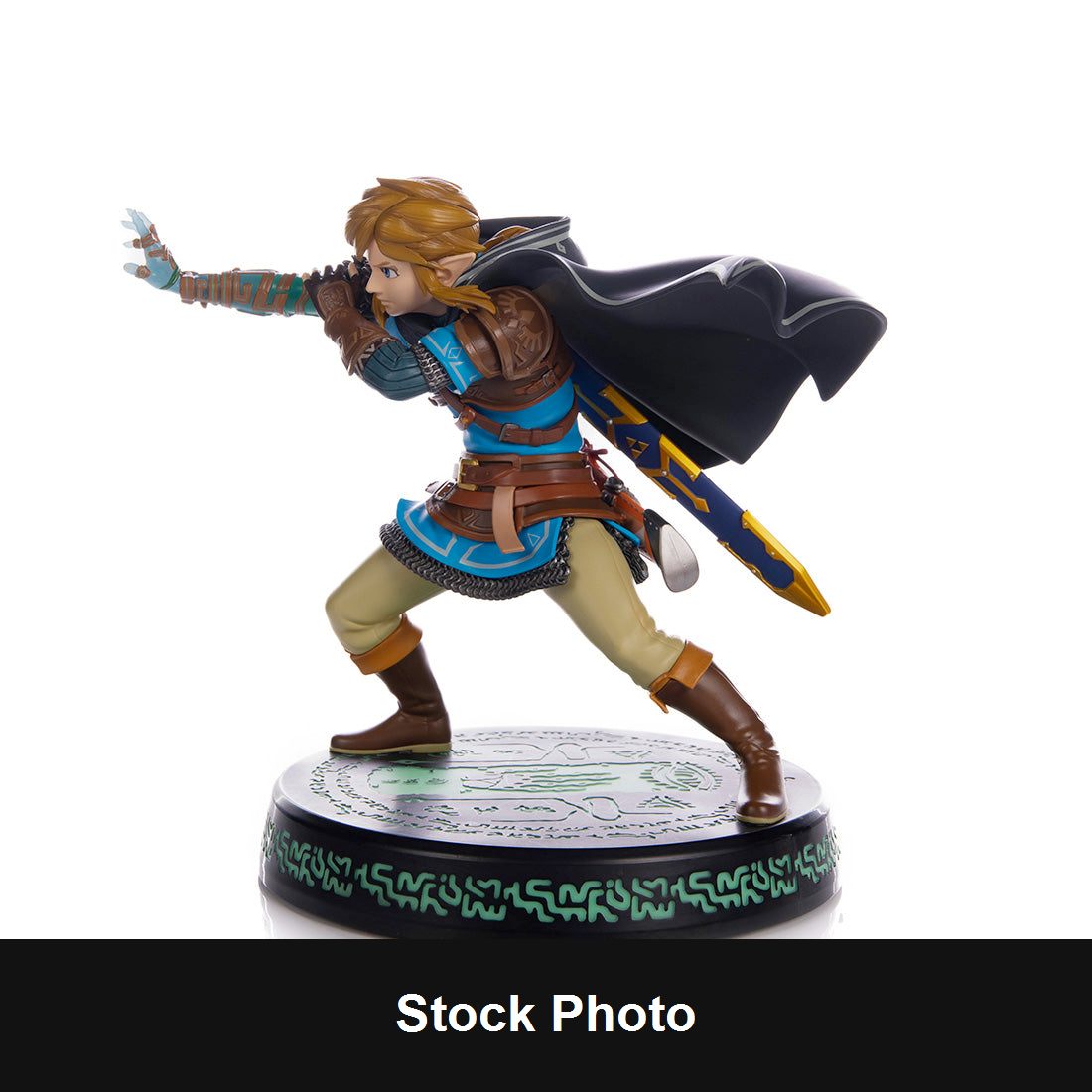 Tears of the Kingdom: Link 9" Statue (New) - Special Order